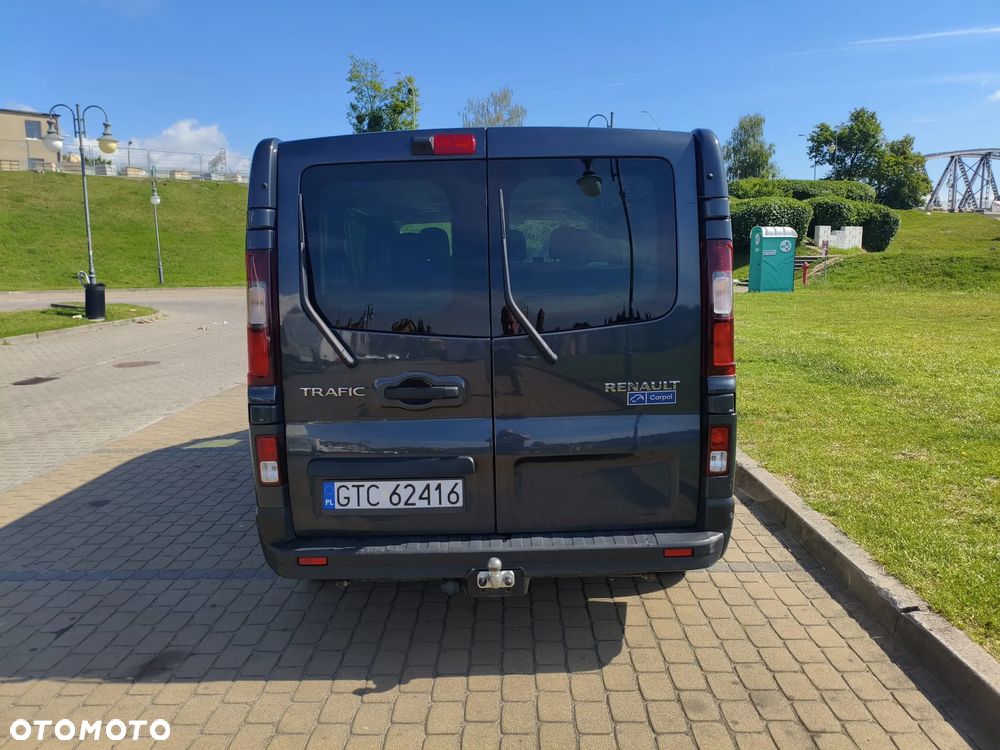 Renault Trafic 2.0 dCi - 6
