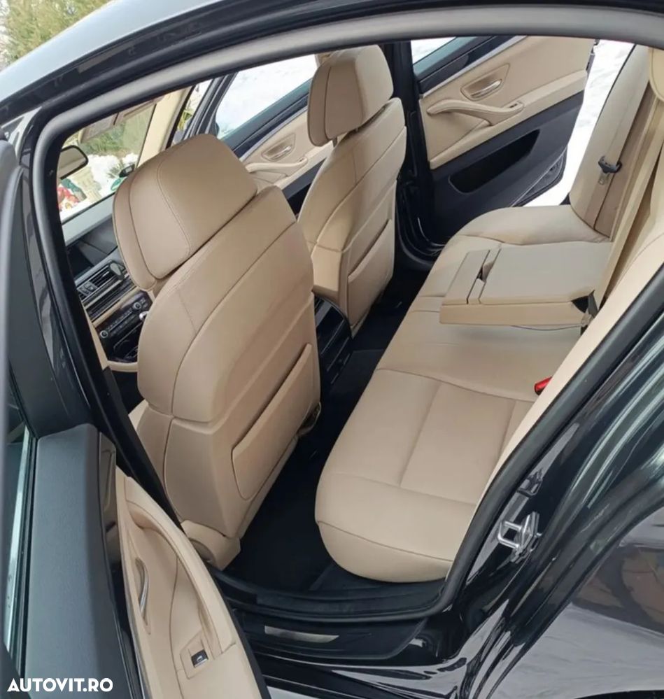 BMW Seria 5 520d Aut. Luxury Line - 23
