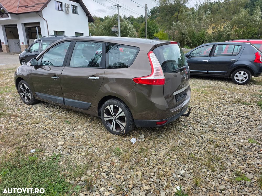 Renault Grand Scenic 1.9 dCi FAP Dynamique - 3