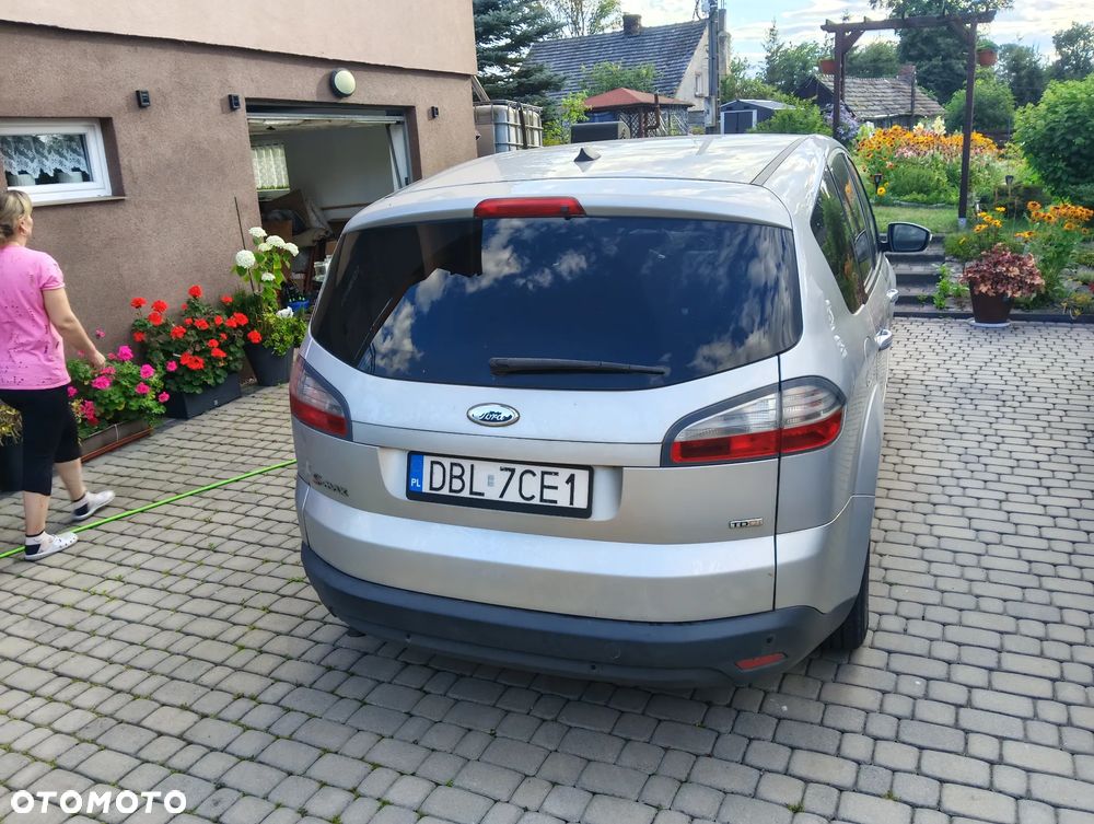 Ford S-Max 2.0 TDCi DPF Titanium X - 4