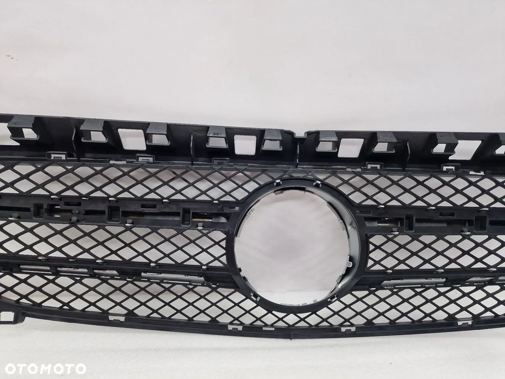 MERCEDES W176 A-KLASSA 12- CHROM / ATRAPA / GRILL PRZEDNI PRZÓD , NR A1768880260 , NR AUKCJI GL264 - 9