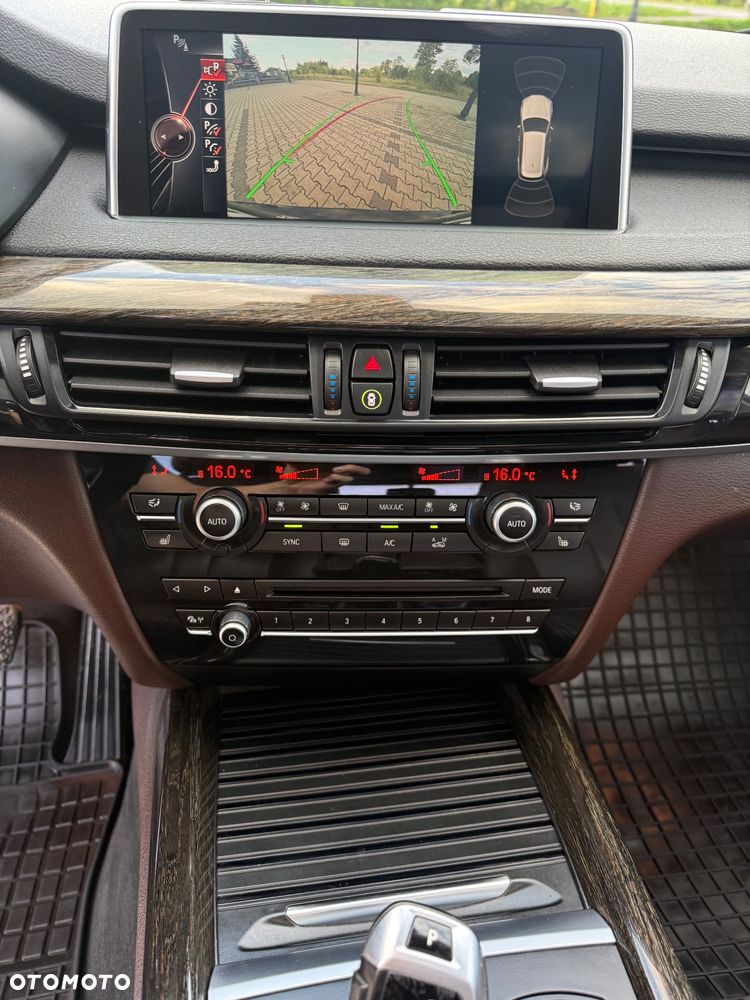 BMW X5 xDrive25d Sport-Aut - 26