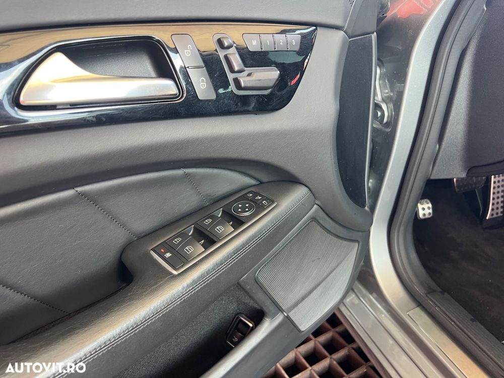 Mercedes-Benz CLS 63 AMG 4MATIC Aut - 11