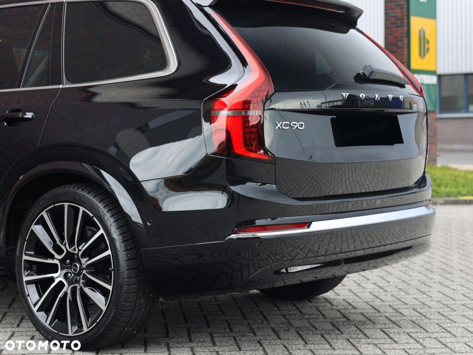 Volvo XC 90 B5 B AWD Ultra Bright 7os - 24
