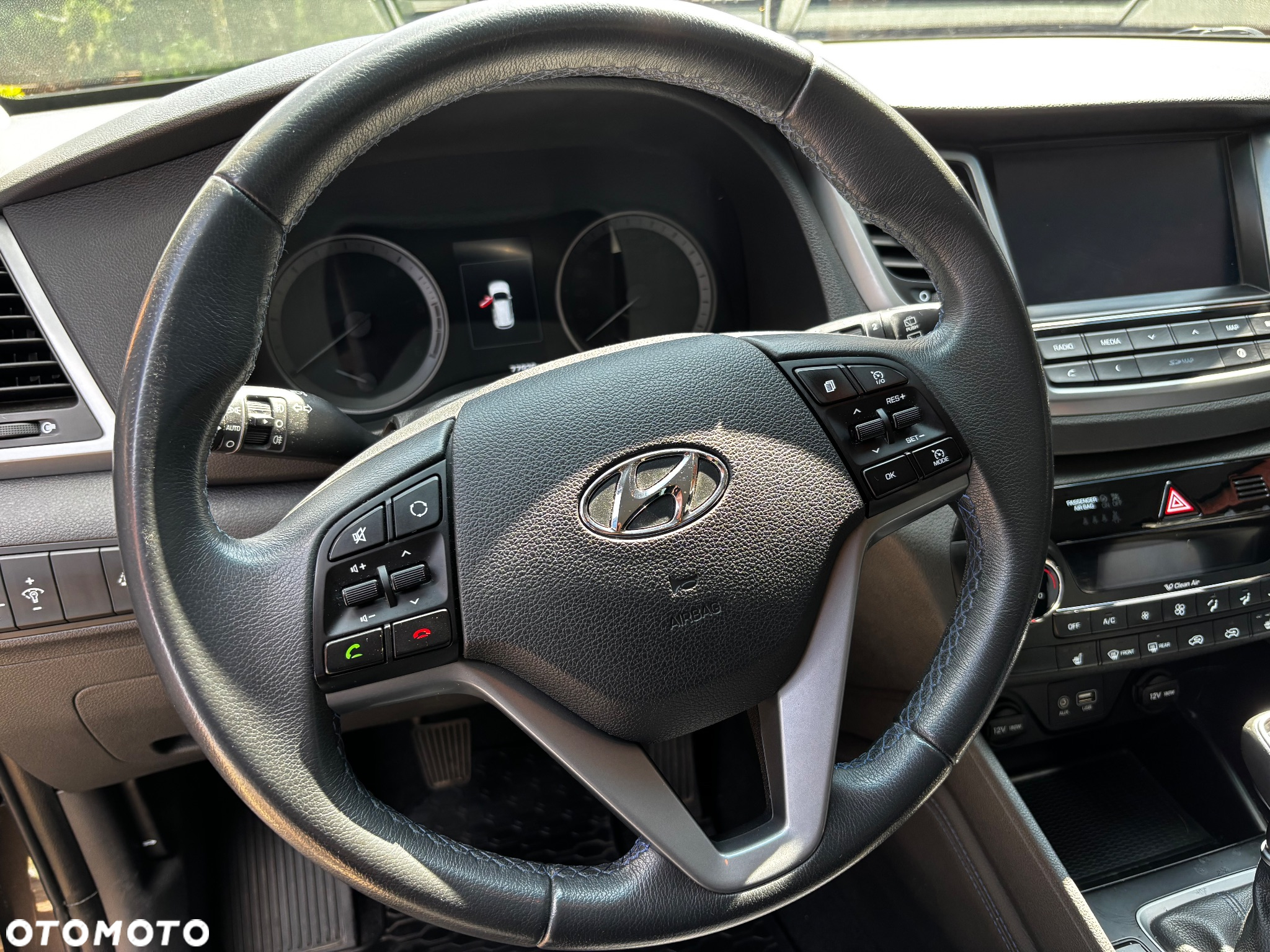 Hyundai Tucson blue 1.7 CRDi 2WD Trend - 38