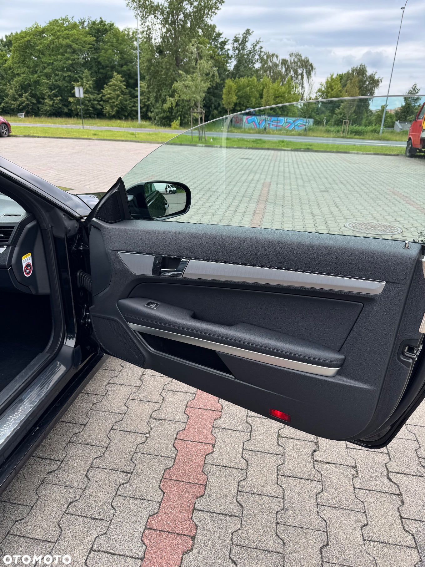 Mercedes-Benz Klasa E 350 CDI BlueEff - 22
