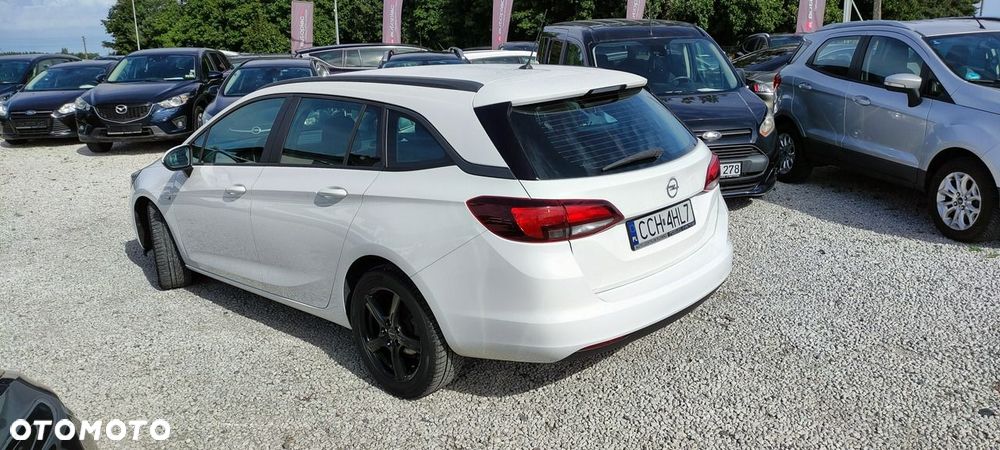 Opel Astra - 16