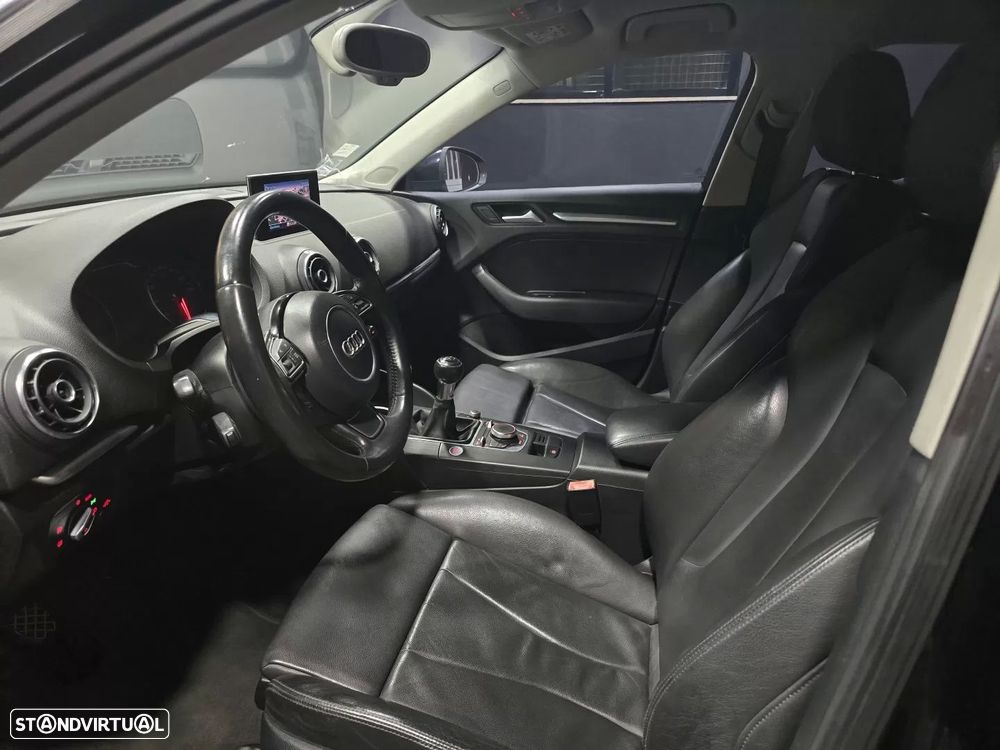 Audi A3 Sportback 2.0 TDI Sport - 11