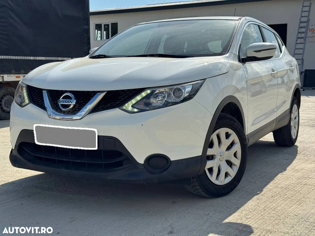 Nissan Qashqai 1.2 DIG-T Start/Stop Visia - 2