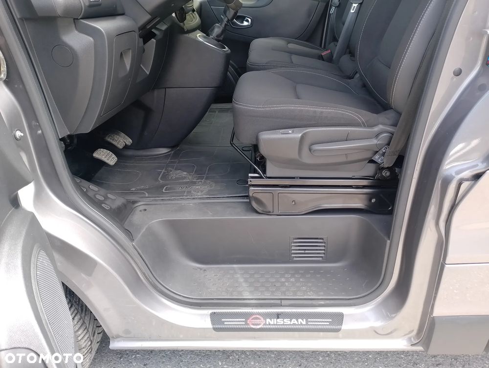 Nissan NV300 - 19