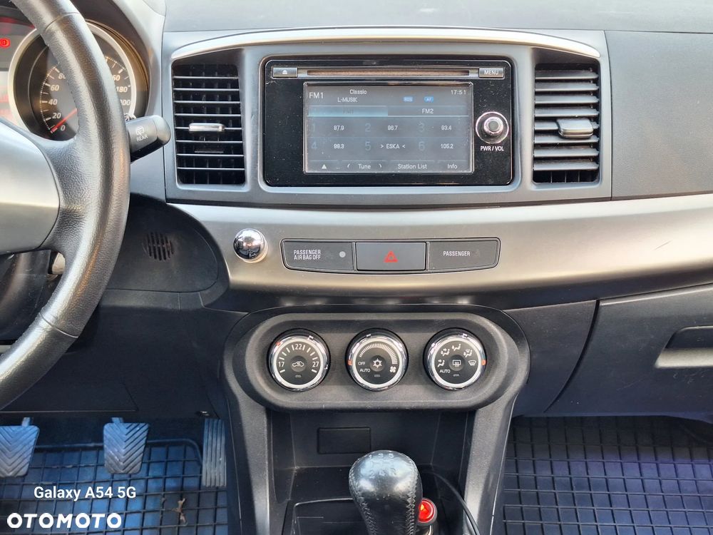 Mitsubishi Lancer 1.6 - 23