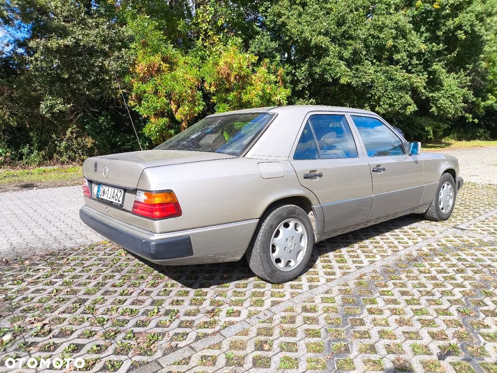 Mercedes-Benz W124 (1984-1993) - 6