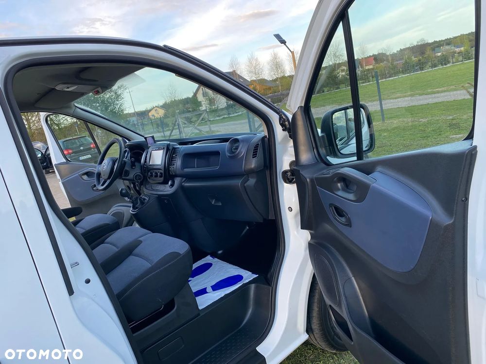 Opel VIVARO - 19