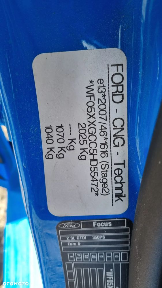 Ford Focus 2.3 EcoBoost RS - 25