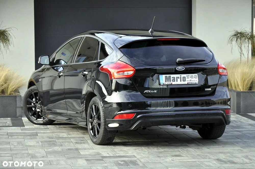 Ford Focus 1.0 EcoBoost Start-Stopp-System ST-LINE STYLE - 4