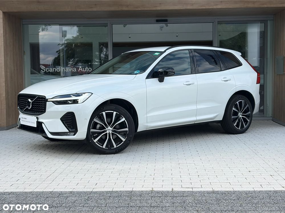 Volvo XC 60 B5 B AWD Plus Dark - 1
