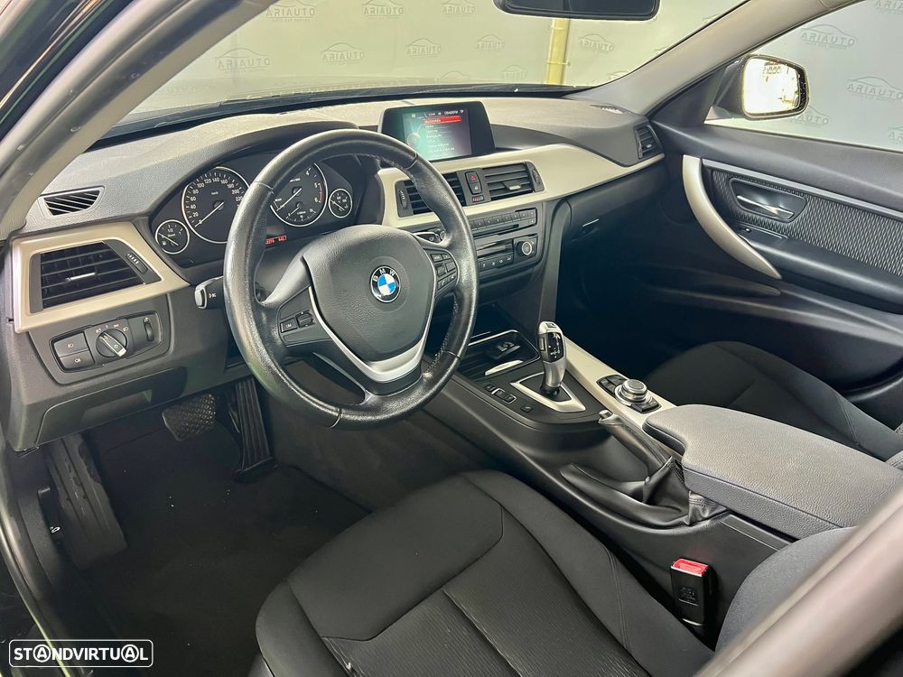 BMW 318 d Touring Auto - 8