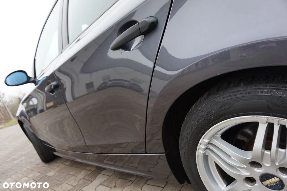 BMW Seria 1 116i - 12