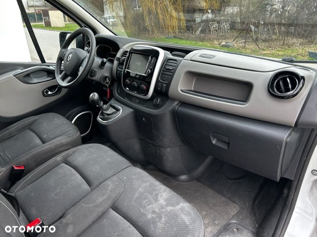 Renault Trafic - 13