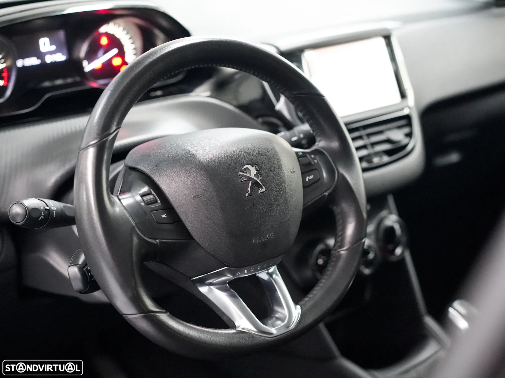 Peugeot 208 1.2 PureTech Style - 6