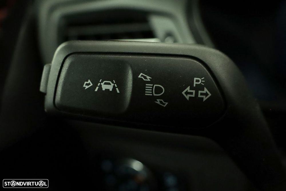 Ford Focus 1.0 EcoBoost MHEV ST-Line X Aut. - 17