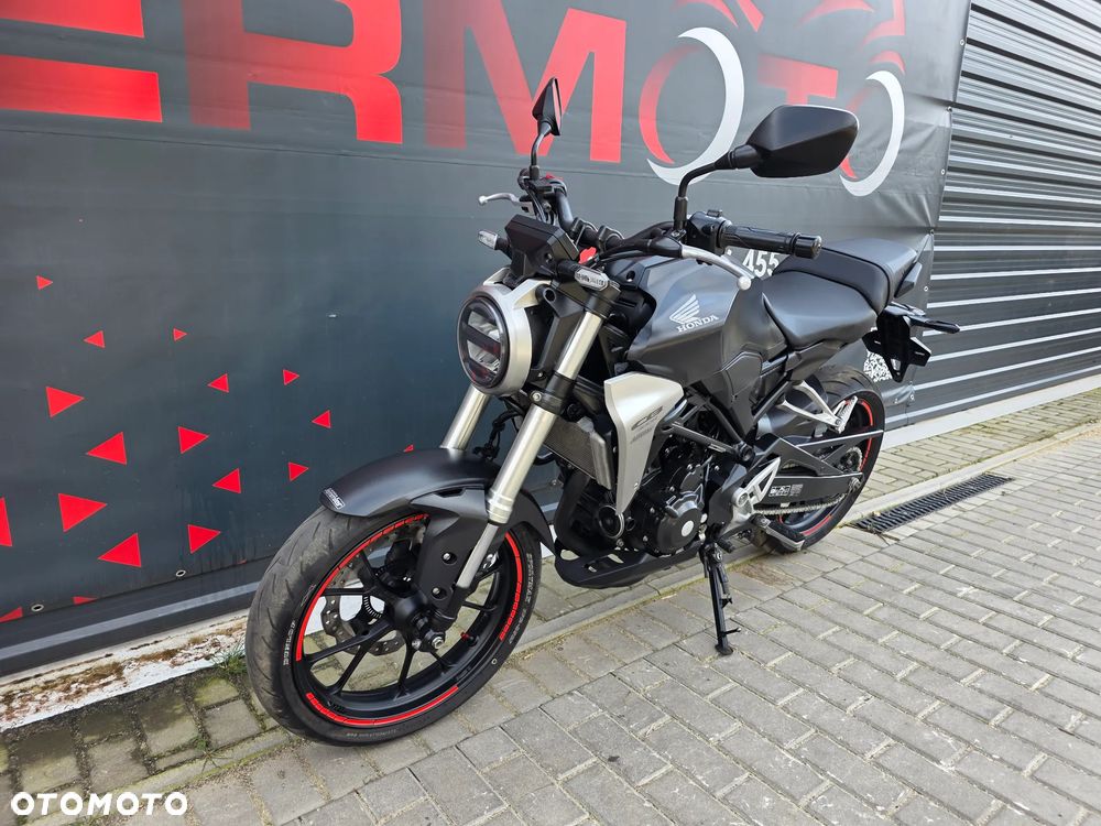 Honda CB - 31