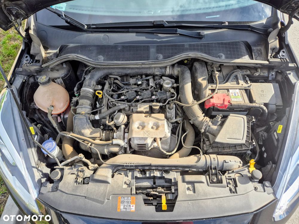Ford Fiesta 1.0 EcoBoost Titanium ASS - 6