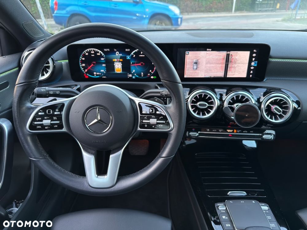 Mercedes-Benz Klasa A 200 d Progressive 8G-DCT - 10