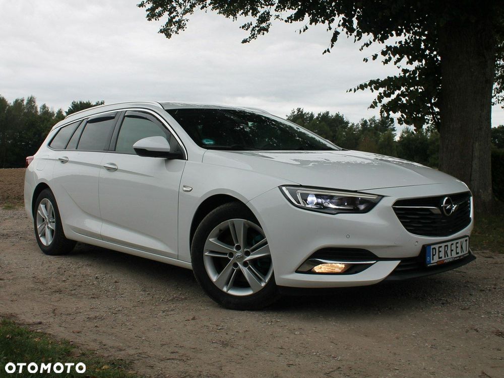 Opel Insignia - 23