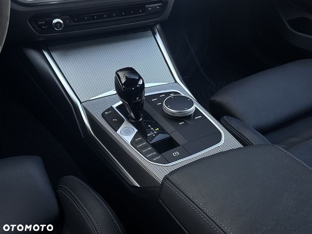 BMW Seria 3 - 18