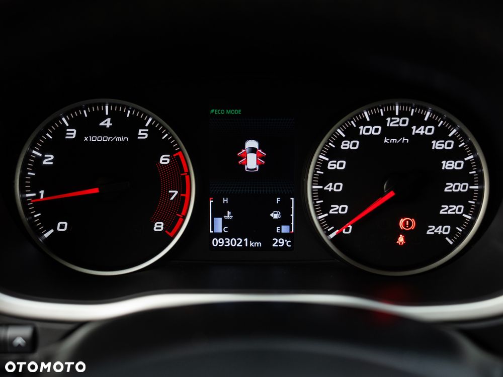 Mitsubishi Eclipse Cross 1.5 T Intense - 32