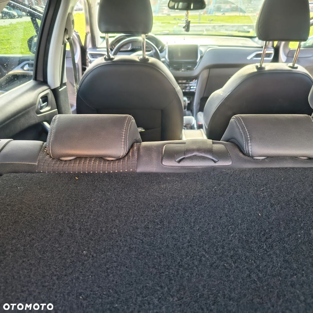 Peugeot 2008 1.6 VTi Allure - 9