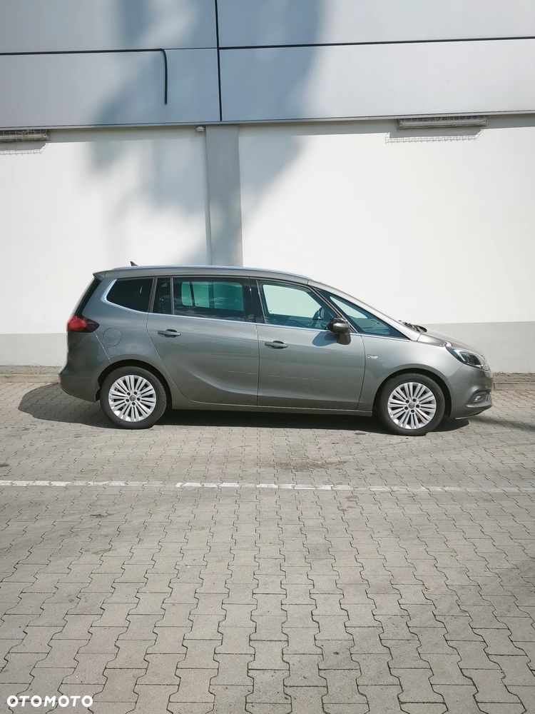 Opel Zafira Tourer 2.0 CDTI Automatik Edition - 17