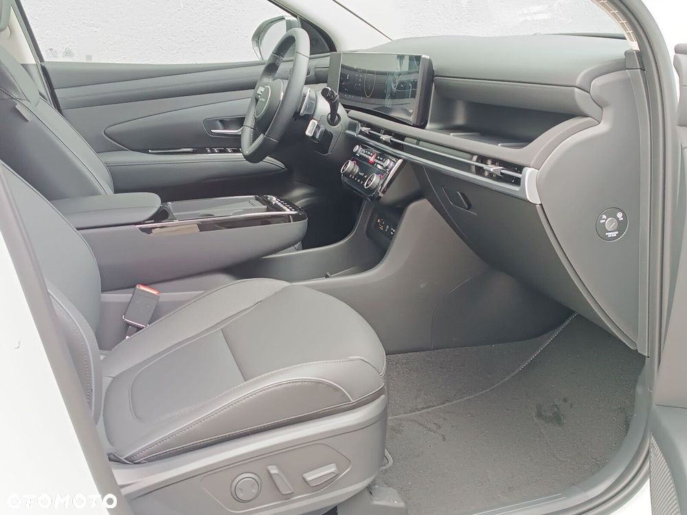 Hyundai Tucson 1.6 T-GDi 48V Platinum 2WD DCT - 28