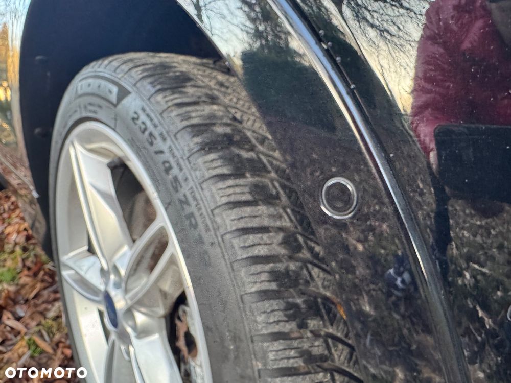 Ford Kuga 2.0 TDCi 4x4 ST-Line - 38