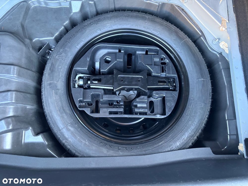 Renault Megane ENERGY TCe 130 EXPERIENCE - 40