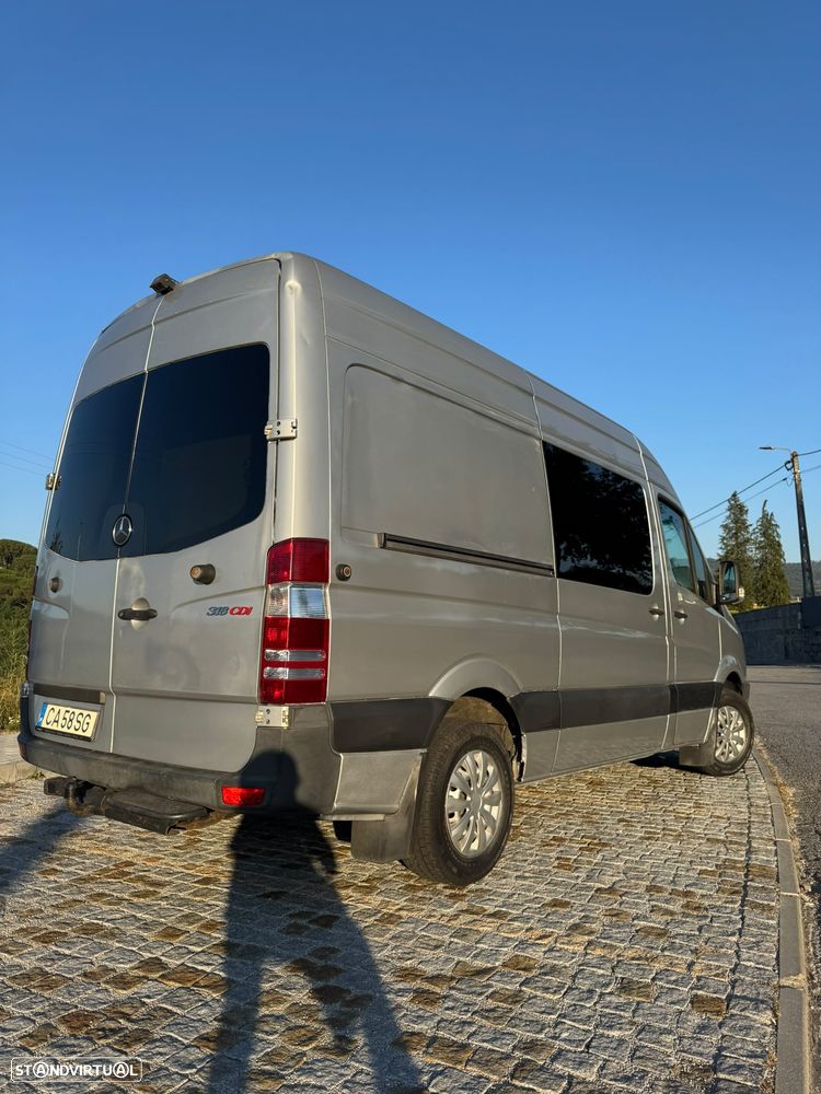 Mercedes-Benz Sprinter - 2