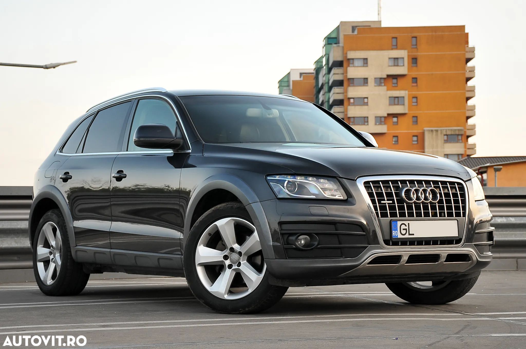 Audi Q5 2.0 TDI Quattro S tronic - 1