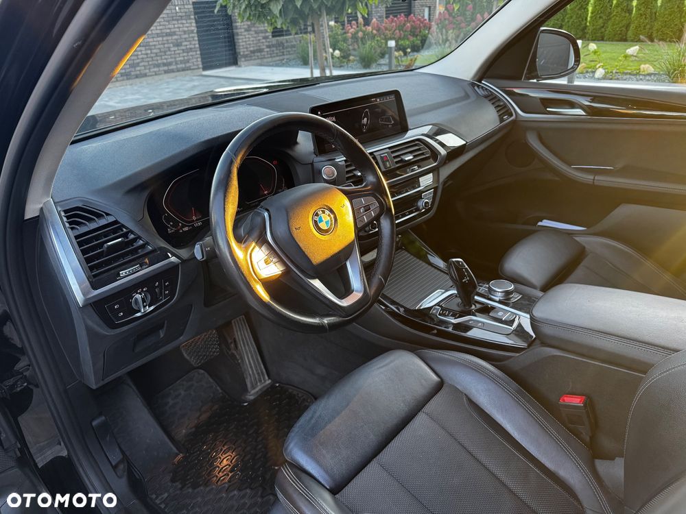 BMW X3 xDrive20d xLine - 9