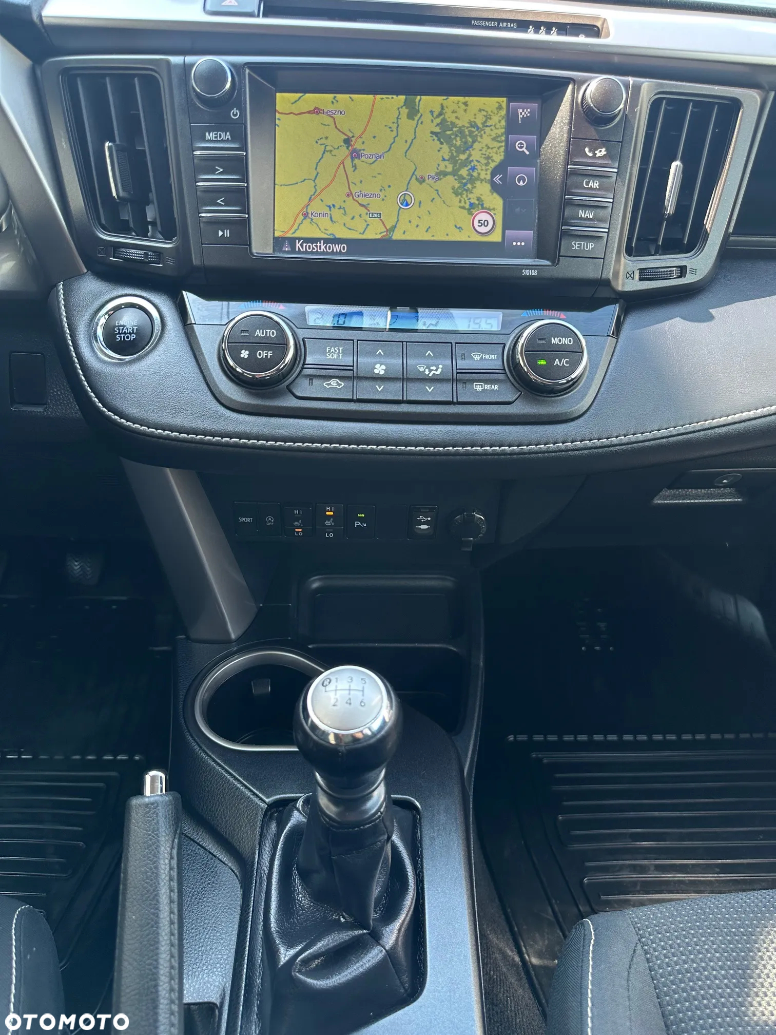 Toyota RAV4 2.0 4x4 Start&Stop Executive - 24