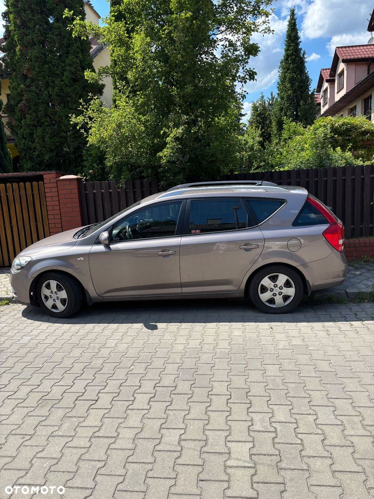 Kia Ceed 1.6 M - 1