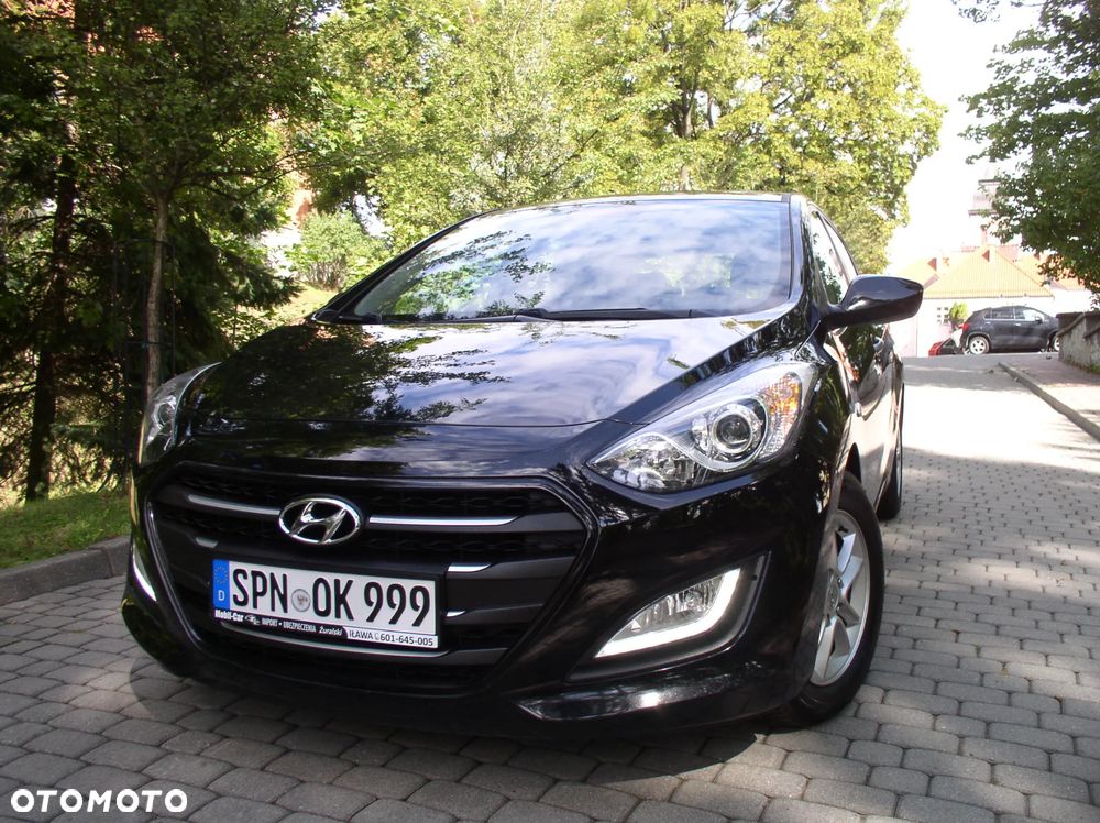 Hyundai i30 blue 1.4 Classic - 26