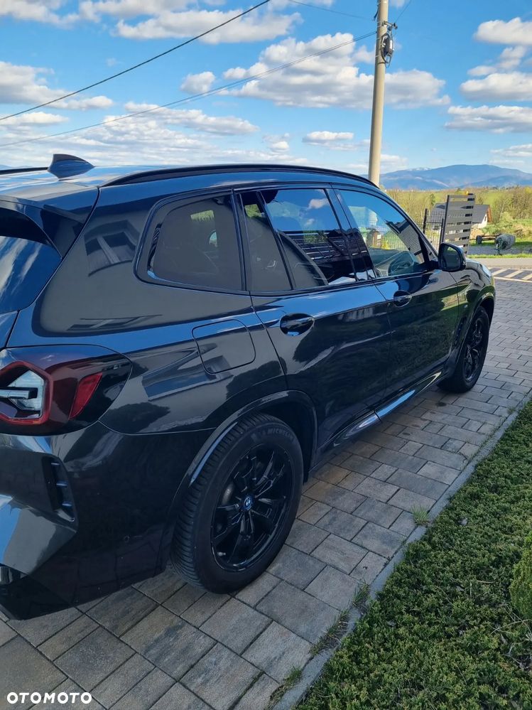 BMW iX3 Impressive - 4