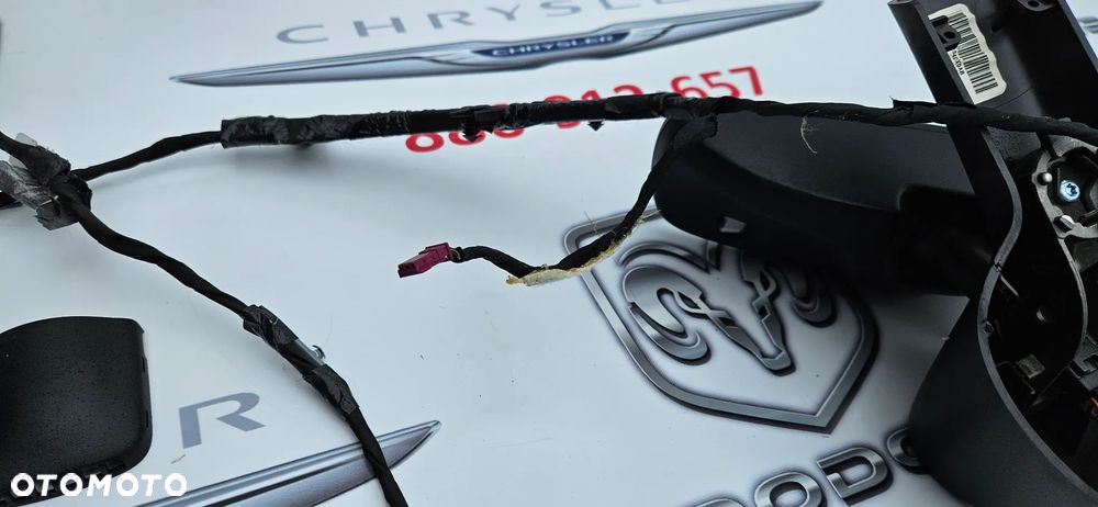 Dodge Durango III LIFT 2014- Lusterko wsteczne Lusterko wewnętrzne Obudowa lusterka Kompletne SOS ASSIST 911  instalacja lusterka P68310916AB - 7