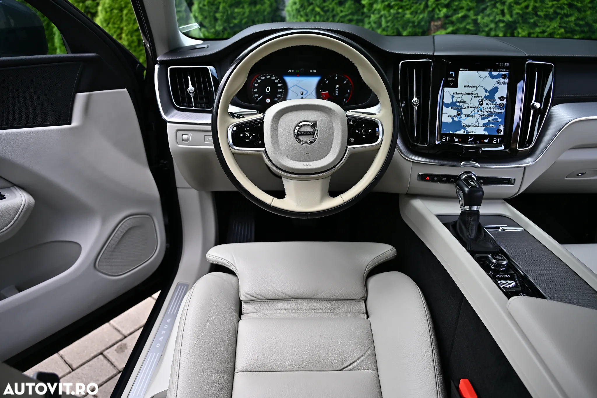 Volvo XC 60 D4 AWD Geartronic Inscription - 16