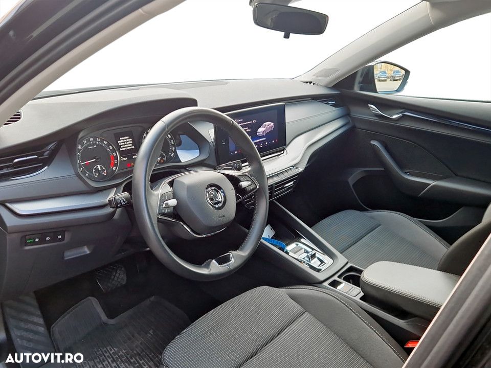 Skoda Octavia 2.0 TDI DSG Ambition - 17