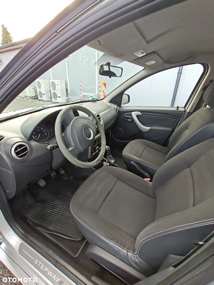Dacia Sandero Stepway2 1.6 - 5