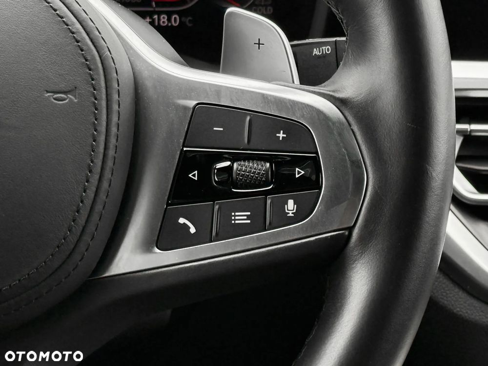 BMW Seria 3 320d M Sport sport - 22