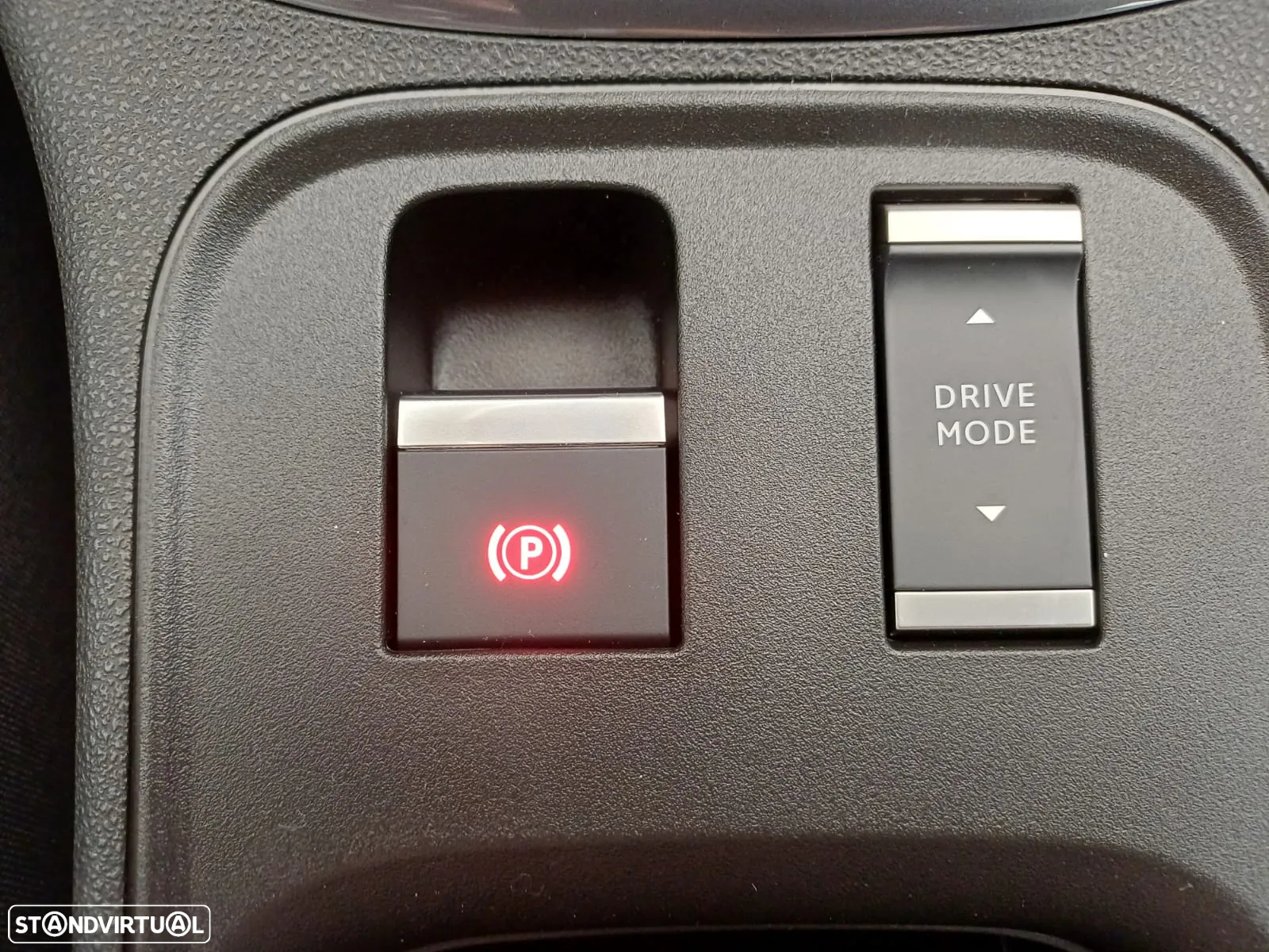 Fiat 600e 54 kWh (RED) - 13