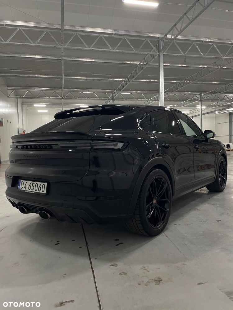 Porsche Cayenne - 4